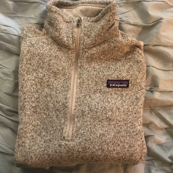 Patagonia Jackets & Blazers - Women’s tan Patagonia zip up